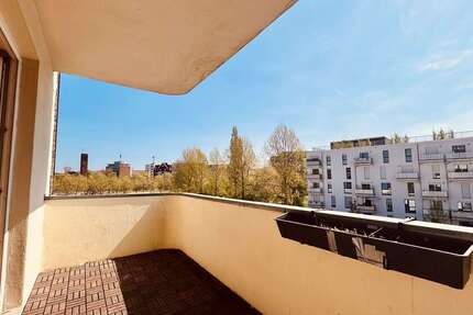 Wohnung zum Kaufen in Düsseldorf 242.500 € 57 m²